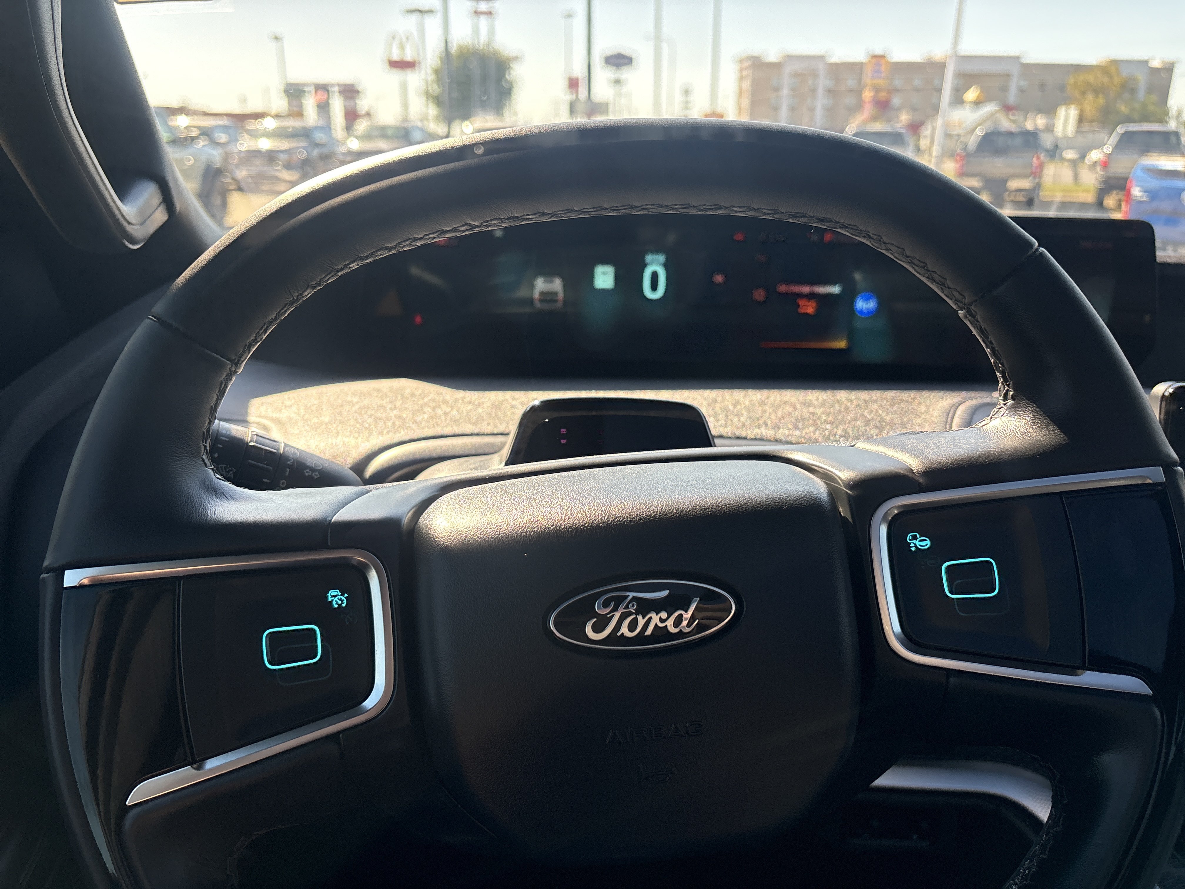 Used 2025 Ford Expedition Platinum w/ Stealth Appearance Package AWD/4WD image 16