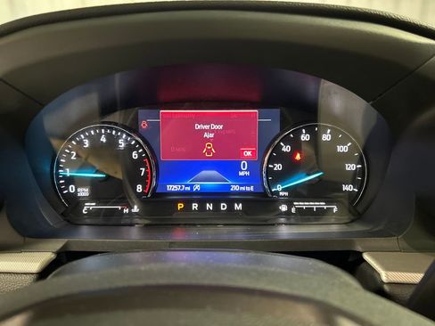 Used 2020 Ford Explorer XLT w/ Equipment Group 202A image 14