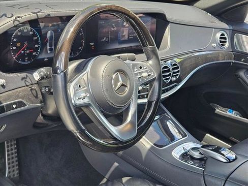 Used 2020 Mercedes-Benz S 560 Sedan image 7