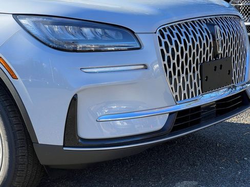 New 2026 Lincoln Corsair Premiere image 2