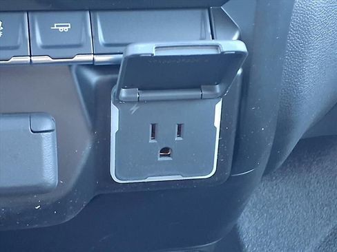 New 2026 Chevrolet Silverado 1500 W/T w/ WT Value Package image 17