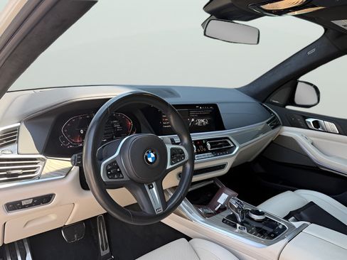 Used 2022 BMW X7 xDrive40i w/ M Sport Package AWD/4WD image 15