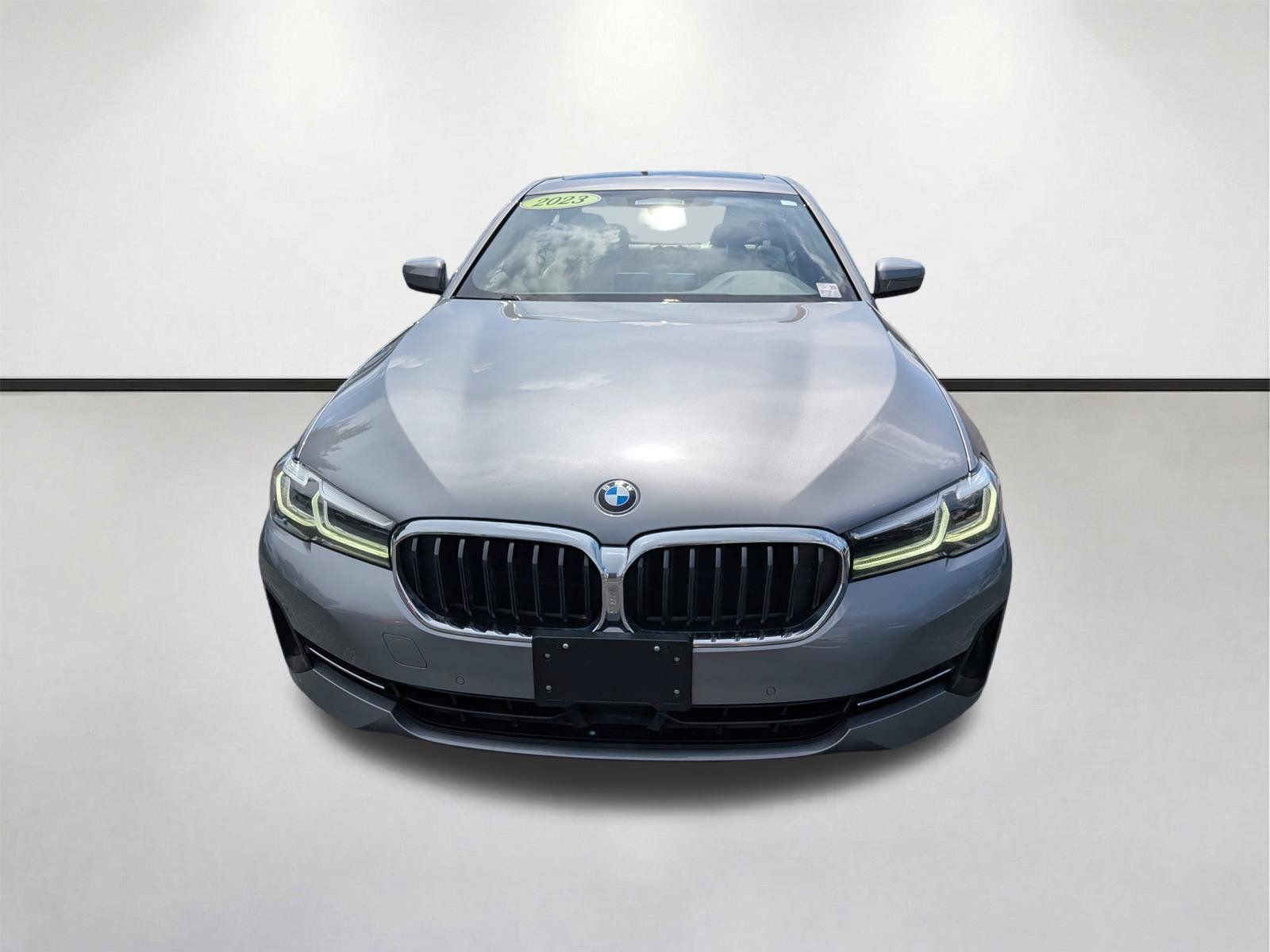 Used 2023 BMW 530i RWD image 9