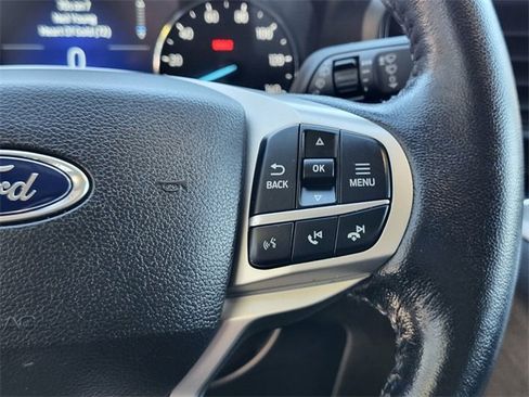 Certified 2021 Ford Explorer XLT image 30
