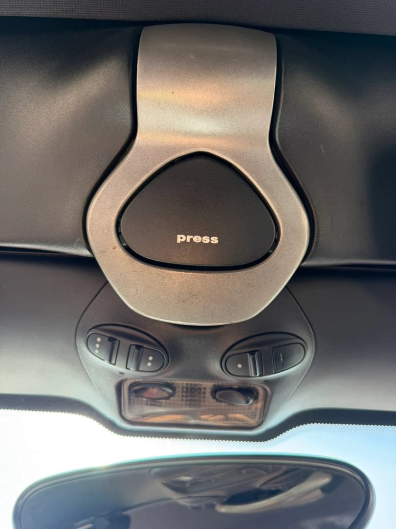Used 2005 Porsche Boxster RWD image 23