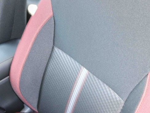 New 2025 Nissan Versa SR w/ Trunk Package image 28