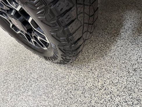 Used 2024 GMC Sierra 2500 AT4X image 86