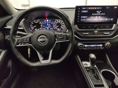 Used 2023 Nissan Altima 2.0 SR image 22