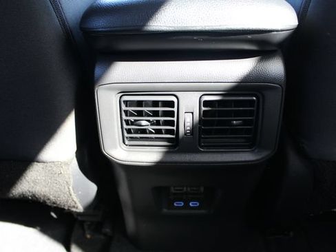 Certified 2022 Toyota RAV4 XLE FWD image 34