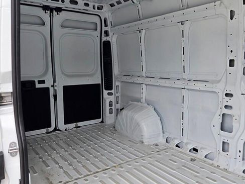 Used 2026 RAM ProMaster 2500 w/ Convenience Group FWD image 16