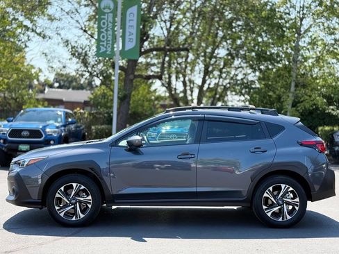 Used 2024 Subaru Crosstrek 2.0i Premium AWD/4WD image 2
