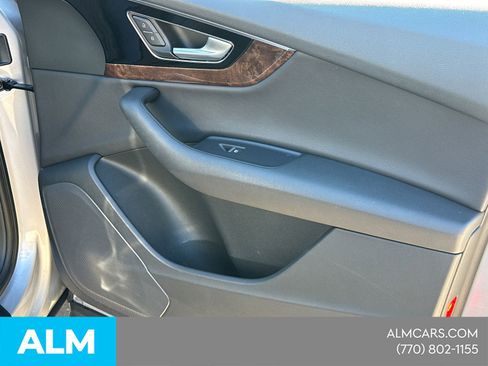 Used 2017 Audi Q7 3.0T Premium Plus image 17