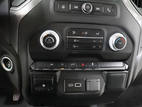Used 2024 GMC Sierra 1500 Pro w/ Graphite Edition AWD/4WD image 9