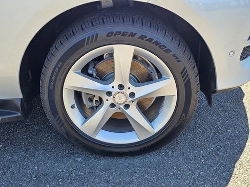 Used 2016 Mercedes-Benz GLE 350 4MATIC image 33