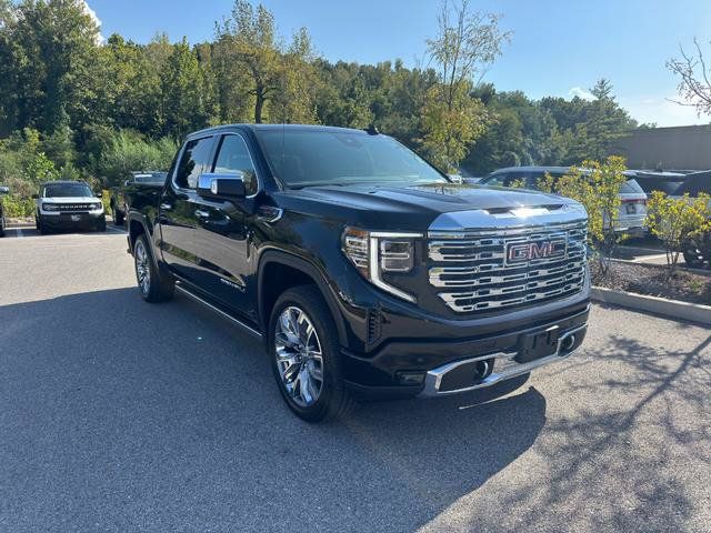 Used 2024 GMC Sierra 1500 Denali w/ Denali Reserve Package AWD/4WD image 2