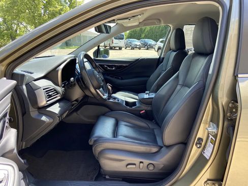 Used 2024 Subaru Outback Limited AWD/4WD image 11