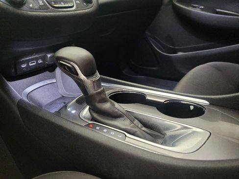 Used 2021 Chevrolet Malibu LT FWD image 26