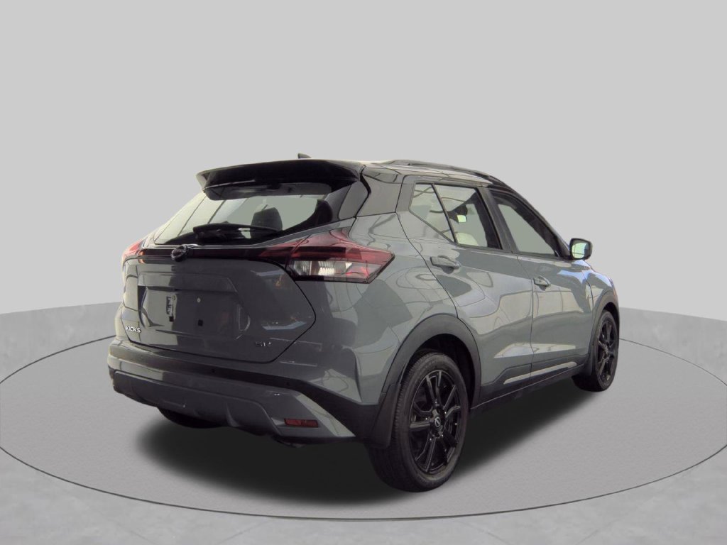 Certified 2024 Nissan Kicks SR w/ SR Premium Package FWD image 32
