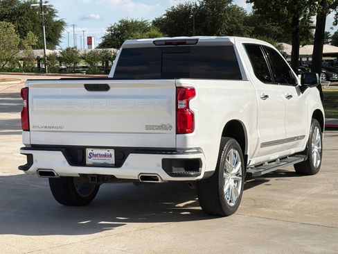 Used 2024 Chevrolet Silverado 1500 High Country w/ High Country Premium Package AWD/4WD image 9