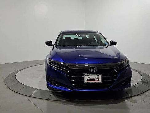Used 2022 Honda Accord Sport Special Edition image 9