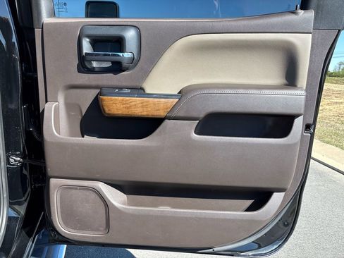 Used 2017 Chevrolet Silverado 3500 LTZ w/ Duramax Plus Package image 19