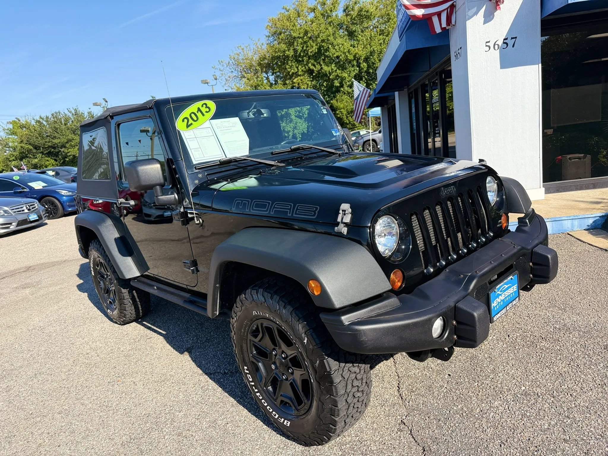 Used 2013 Jeep Wrangler Sahara AWD/4WD image 4