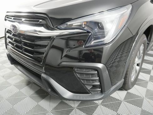 Used 2024 Subaru Ascent Premium w/ Convenience Package image 11
