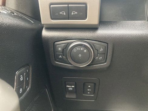 Used 2018 Ford F150 Lariat image 18