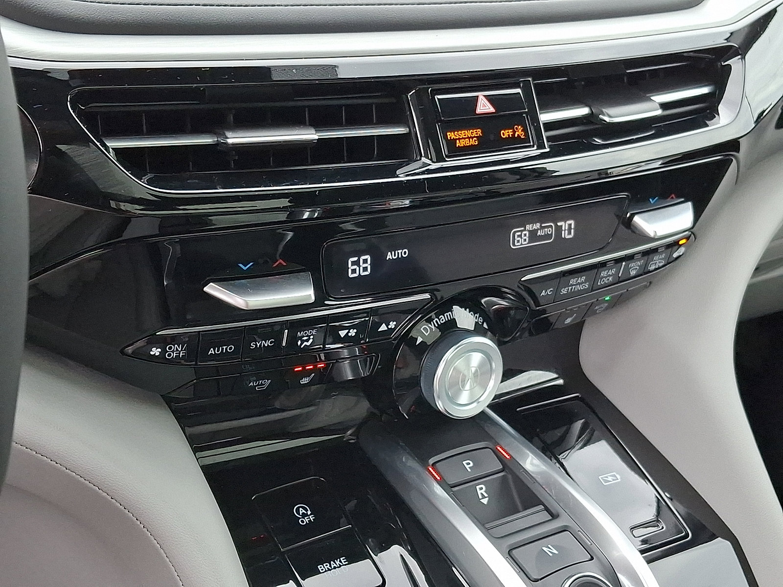 Certified 2024 Acura MDX w/ Technology Package AWD/4WD image 16