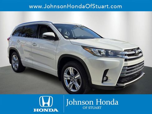 Used 2019 Toyota Highlander Limited image 1