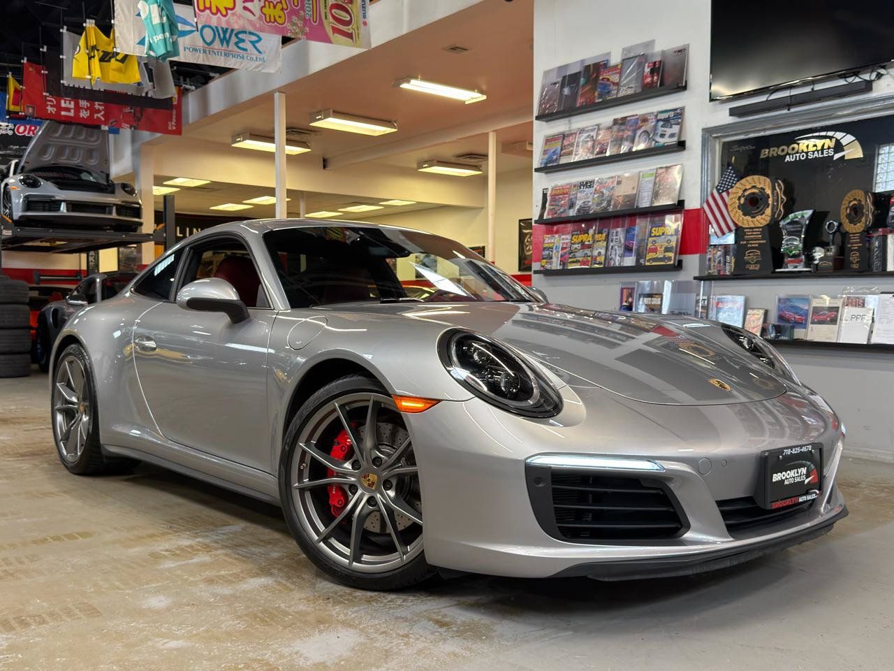 Used 2018 Porsche 911 Carrera 4S AWD/4WD image 1