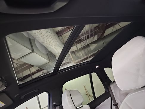 New 2026 BMW X5 sDrive40i w/ M Sport Package image 31