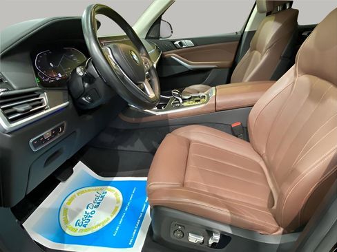 Used 2020 BMW X7 xDrive40i w/ Premium Package image 10