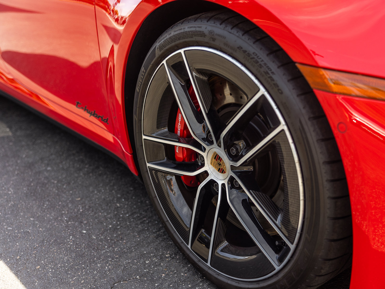 Certified 2026 Porsche 911 Carrera GTS RWD image 23
