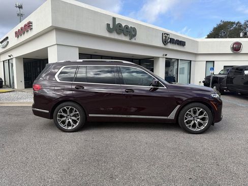 Used 2022 BMW X7 xDrive40i w/ Executive Package image 4