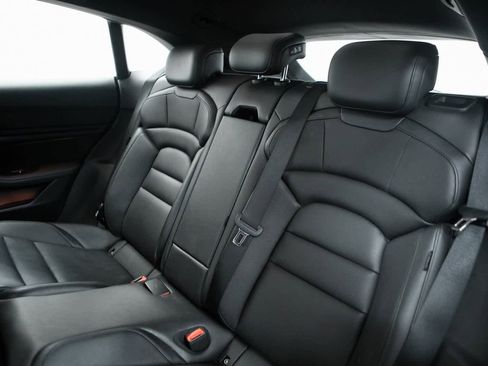 Certified 2024 Porsche Taycan 4 Cross Turismo image 30