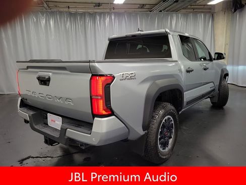 Used 2024 Toyota Tacoma TRD Off-Road w/ TRD Off Road Upgrade Package image 8