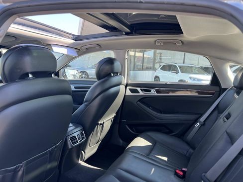 Used 2016 Hyundai Genesis 3.8 w/ Option Group 02 image 26