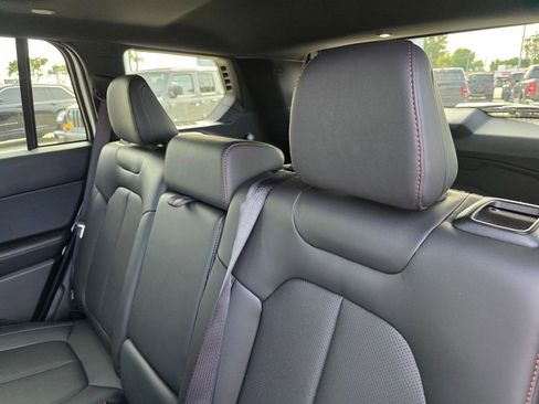 New 2026 Jeep Cherokee Limited image 9