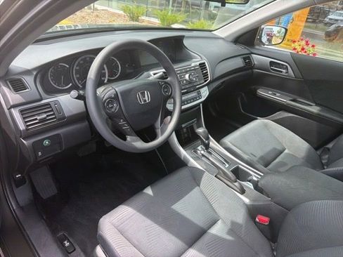 Used 2014 Honda Accord LX image 17