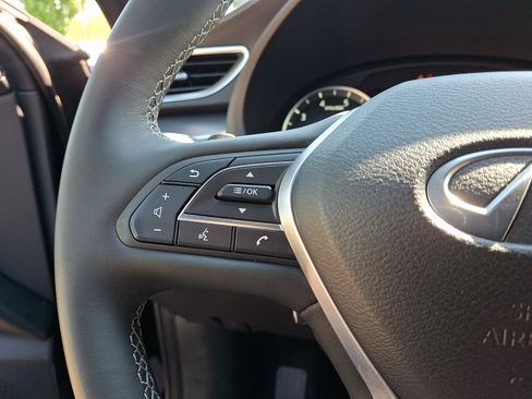 Certified 2023 INFINITI QX55 Essential AWD/4WD image 21