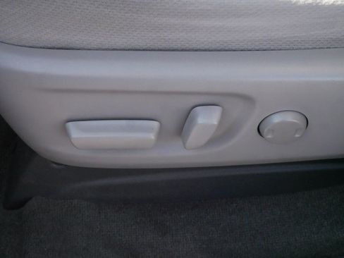 Certified 2018 Toyota Sienna LE FWD image 20