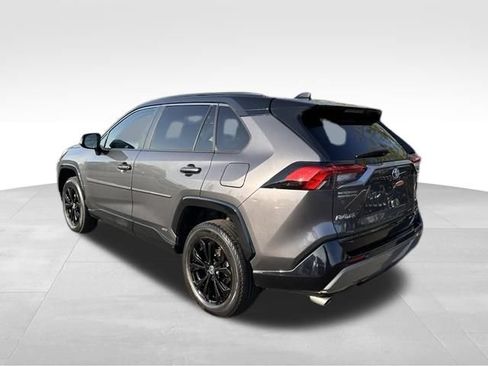 Used 2022 Toyota RAV4 XSE w/ XSE Grade Weather Package AWD/4WD image 5