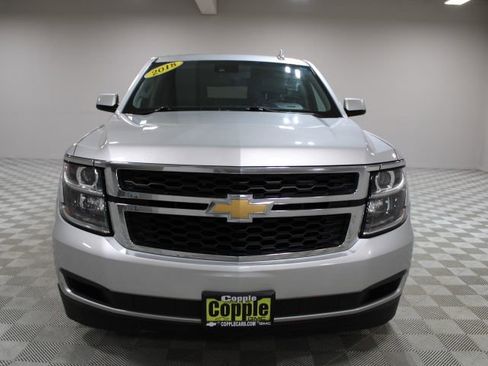Used 2018 Chevrolet Suburban LT image 5