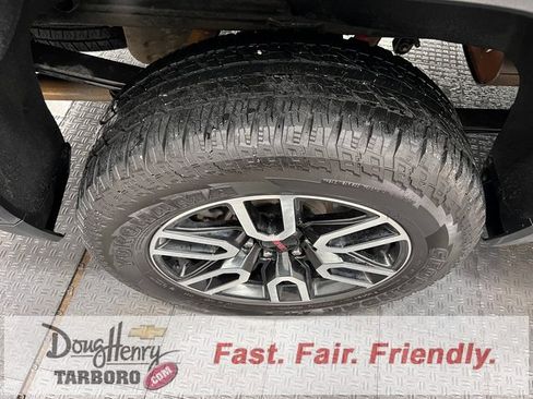 Used 2019 GMC Sierra 1500 AT4 w/ AT4 Premium Package image 16