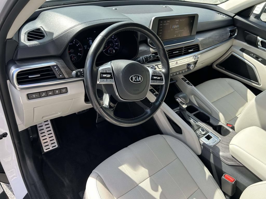 Used 2021 Kia Telluride EX w/ EX Premium Package AWD/4WD image 18