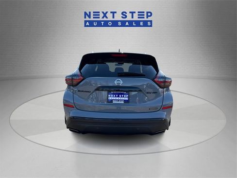 Used 2022 Nissan Murano SV w/ SV Midnight Edition Package image 7
