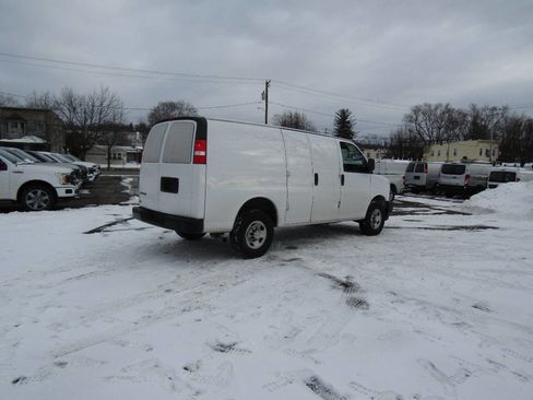 Used 2021 Chevrolet Express 2500 w/ Driver Convenience Package image 6