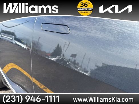 Used 2022 Kia EV6 Wind AWD/4WD image 10