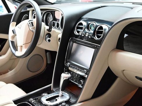 Used 2013 Bentley Continental GT image 21